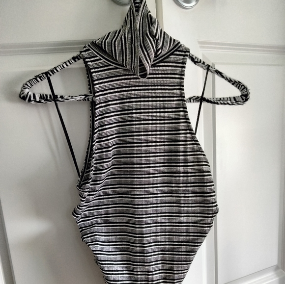 XS Striped Free people backless bodysuit - Picture 2 of 11